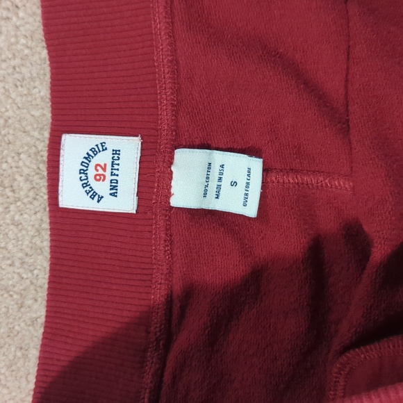 Abercrombie Size Small Burgundy Knit Skirt - Picture 2 of 3